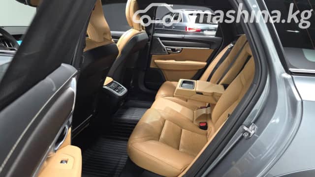 Volvo V90 Cross Country I 2.0 AT 4WD