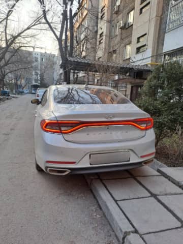 Hyundai Grandeur VI 3.0 AT