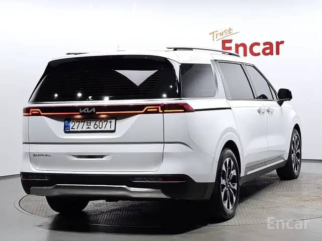 Kia Carnival IV 3.5 AT