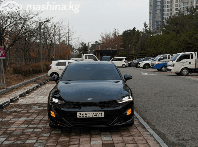 Kia K5 III 2.0 AT