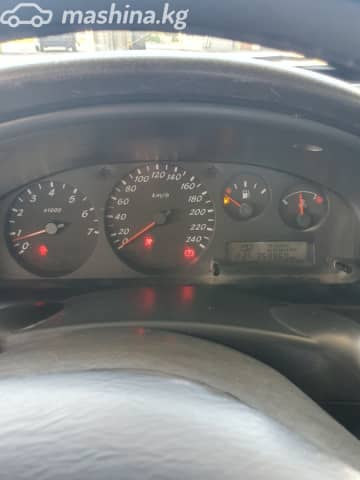 Nissan Almera II (N16) 1.8 MT