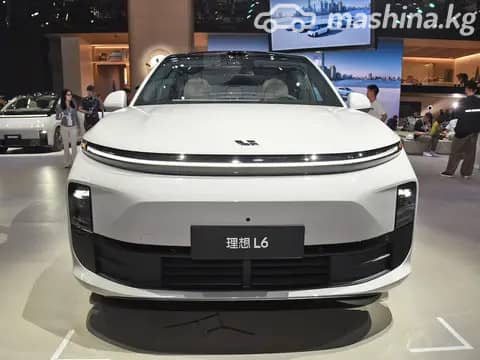 LiXiang L6 1.5hyb AT 4WD