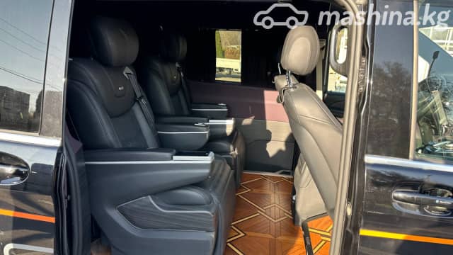 Mercedes-Benz V-Класс III (W447) Рестайлинг 260 длинный 2.0 AT