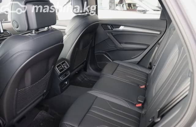 Audi Q5 II (FY) Рестайлинг 45 TFSI 2.0 AMT 4WD