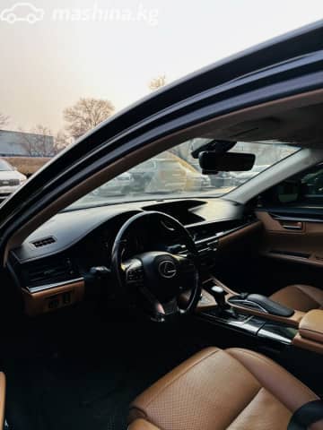 Lexus ES VI Рестайлинг 300h 2.5hyb CVT