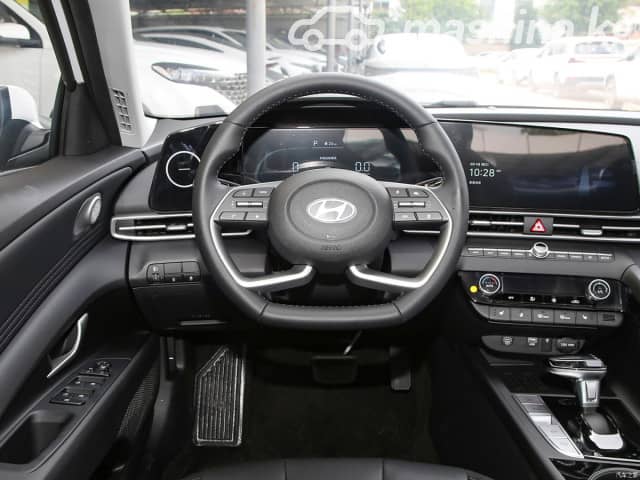Hyundai Elantra VII (CN7) Рестайлинг 1.5 CVT