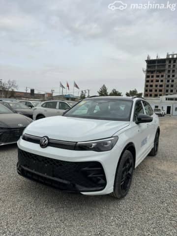 Volkswagen Tiguan III (China Market) 2.0 AMT 4WD