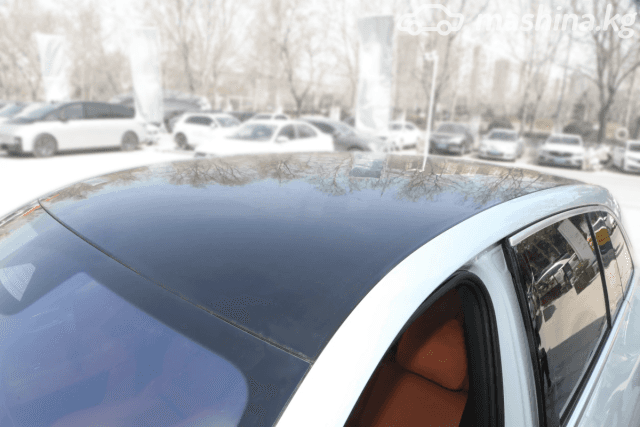 LiXiang L7 Рестайлинг 1.5hyb AT 4WD