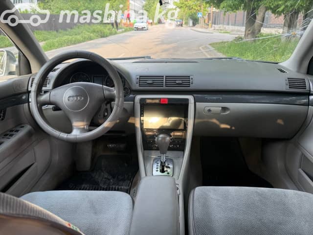 Audi A4 II (B6) 1.8 AT 4WD
