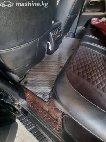 Toyota Land Cruiser 200 Series 4.7 AT 4WD