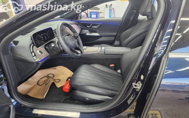 Mercedes-Benz E-Класс VI (W214, S214) 300 e 2.0hyb AT 4WD