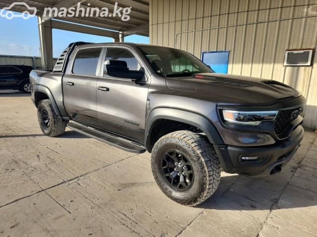 RAM 1500 V Quad Cab 5.7 AT 4WD