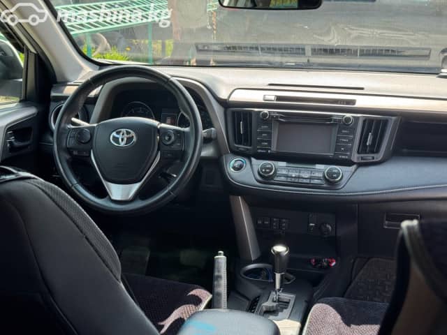 Toyota RAV4 IV (XA40) Рестайлинг 2.5 AT 4WD