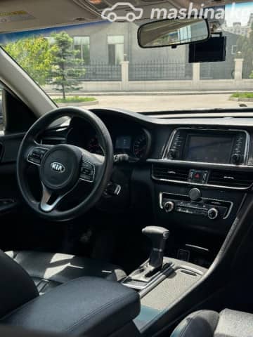 Kia K5 II 2.0 AT