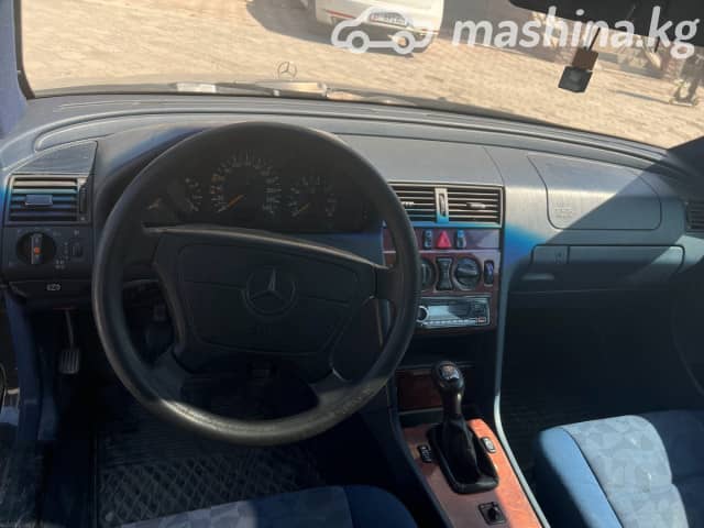 Mercedes-Benz C-Класс I (W202) Рестайлинг 180 1.8 MT