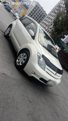 Toyota Ist I 1.5 AT 4WD