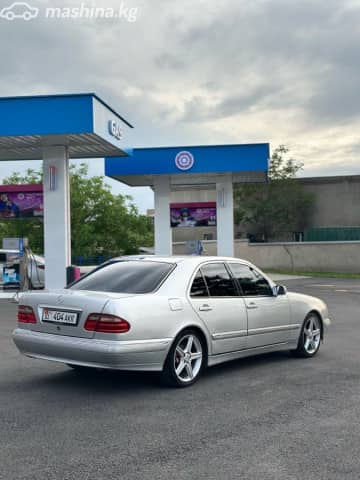 Mercedes-Benz E-Класс II (W210, S210) Рестайлинг 240 2.6 AT