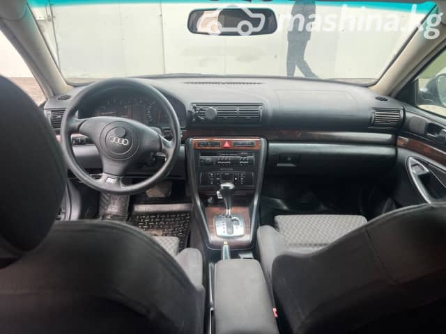 Audi A4 I (B5) Рестайлинг 1.8 AT