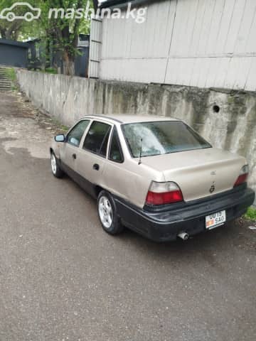 Daewoo Nexia I 1.5 MT
