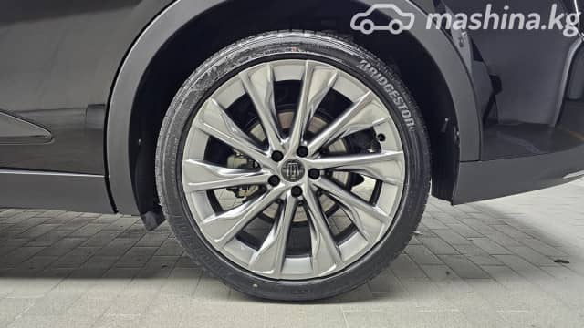 Toyota Crown XVI (S230) 2.5hyb CVT 4WD
