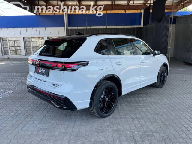 Volkswagen Tiguan III (China Market) 2.0 AMT 4WD