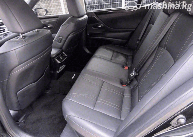 Lexus ES VII 300h 2.5hyb CVT