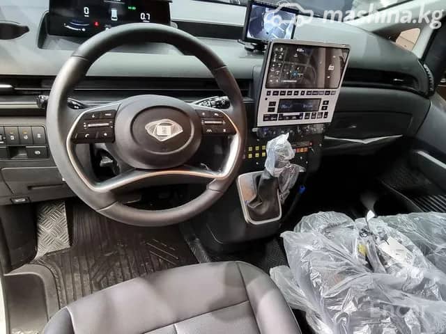 Hyundai Staria 2.2d AT
