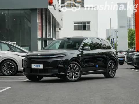 LiXiang L6 1.5hyb AT 4WD