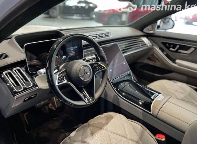Mercedes-Benz Maybach S-Класс II (Z223) 580 4.0 AT 4WD
