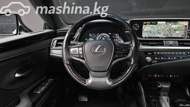 Lexus ES VII 300h 2.5hyb CVT
