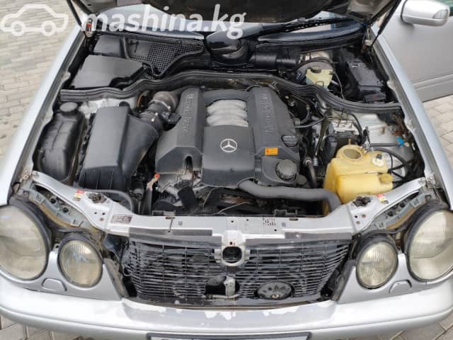 Mercedes-Benz E-Класс II (W210, S210) 240 2.4 MT