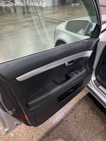 Audi A4 III (B7) 2.0 AT 4WD