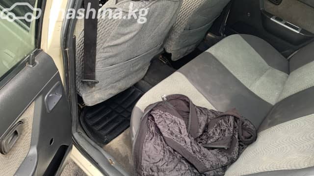Daewoo Nexia I Рестайлинг 1.5 MT
