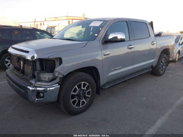 Toyota Tundra II Рестайлинг CrewMax 5.7 AT 4WD