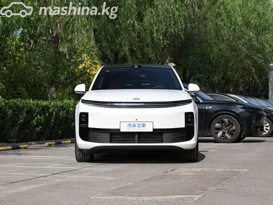 LiXiang L6 1.5hyb AT 4WD
