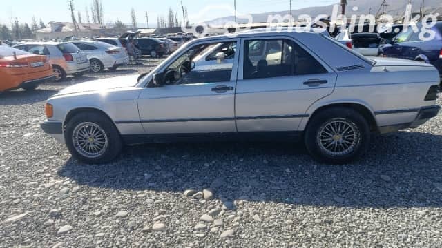 Mercedes-Benz 190 (W201) 2.0 MT