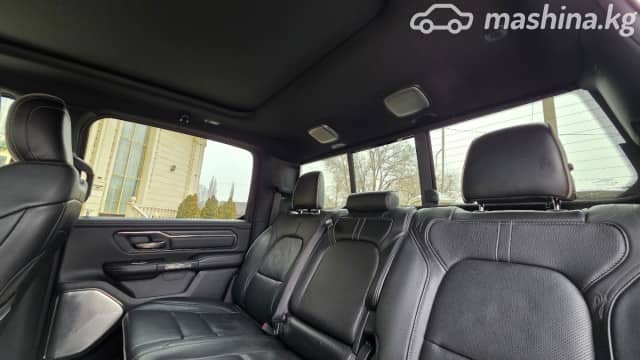 RAM 1500 V Quad Cab 5.7 AT 4WD