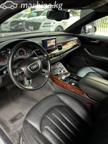 Audi A8 III (D4)