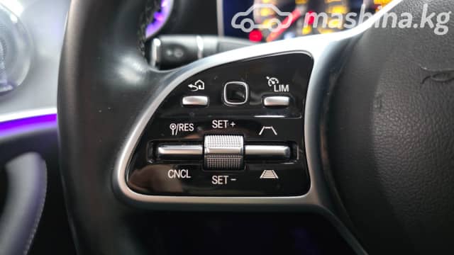 Mercedes-Benz E-Класс V (W213, S213, C238) 300 2.0 AT 4WD