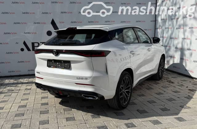 Changan UNI-Z 1.5 AMT
