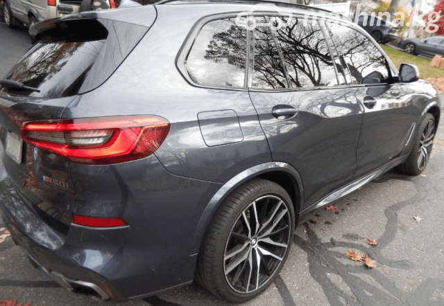 BMW X5 IV (G05/G18) M50i 4.4 AT 4WD
