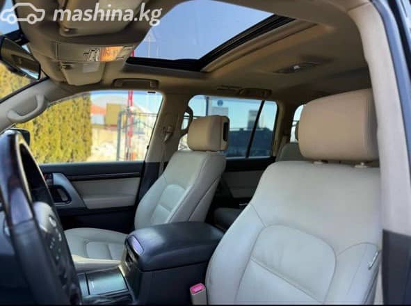 Toyota Land Cruiser 200 Series 4.7 AT 4WD
