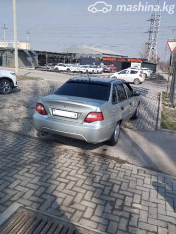 Daewoo Nexia I Рестайлинг 1.5 MT