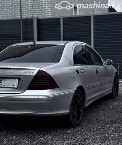 Mercedes-Benz C-Класс II (W203) Рестайлинг 200 1.8 AT
