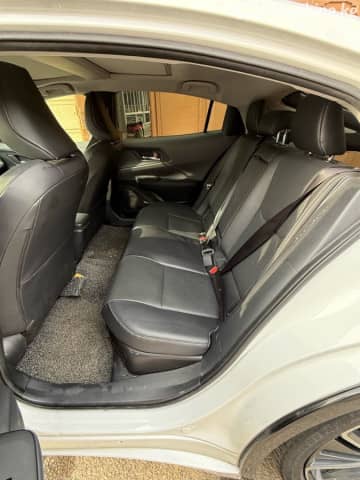 Toyota Prius V (XW60) PHV 2.0hyb AT