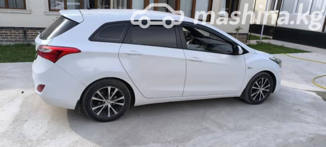 Hyundai i30 II Рестайлинг 1.6 MT