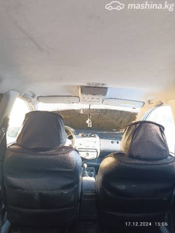 Honda Jazz I Рестайлинг 1.3 MT