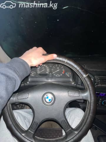 BMW 5 серии III (E34) 525i 2.5 MT