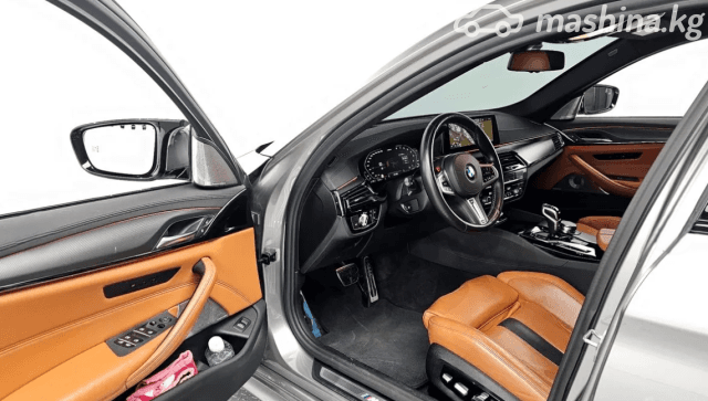 BMW M5 VI (F90) 4.4 Steptronic xDrive