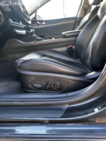 Kia K5 III LPi 2.0 AT